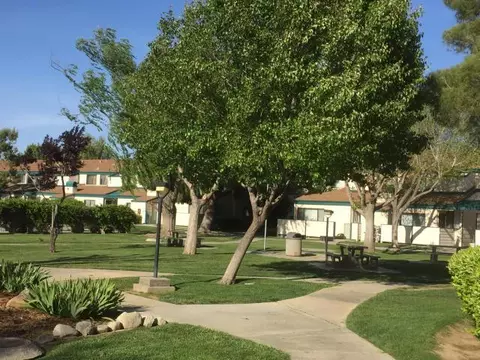 44436 15th St E #15, Lancaster, CA 93535 photo 17