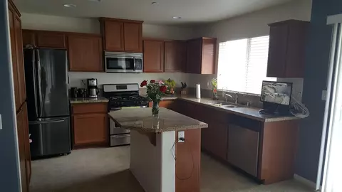 37151 Wilton Dr, Palmdale, CA 93550 photo 6