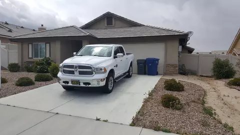 37151 Wilton Dr, Palmdale, CA 93550 photo 1