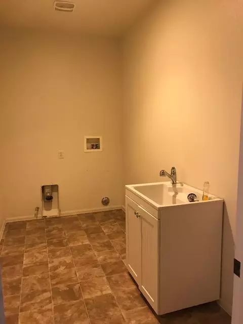 45605 Rodin St, Lancaster, CA 93535 photo 14