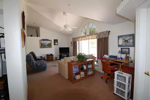 18122 Avenue O E, Lake Los Angeles, CA 93591 photo 6