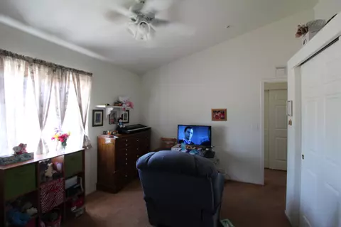 18122 Avenue O E, Lake Los Angeles, CA 93591 photo 12