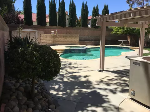 2560 Macfarlane Dr, Lancaster, CA 93536 photo 14