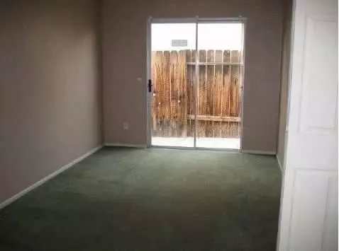1643 Renee St, Lancaster, CA 93535 photo 8