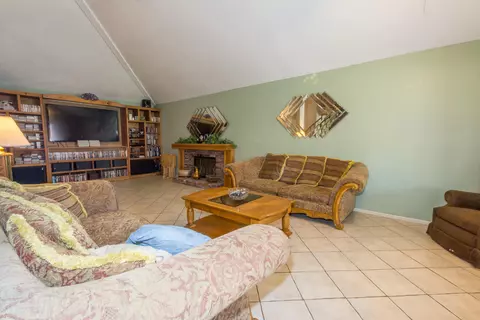 38647 28th St E, Palmdale, CA 93550 photo 7