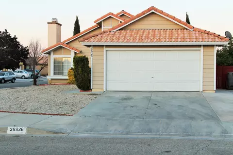 36926 Hampton Ct, Palmdale, CA 93552 photo 1