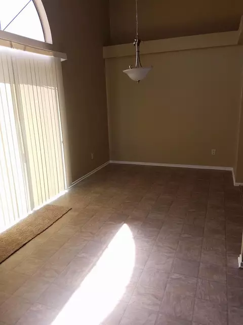 36926 Hampton Ct, Palmdale, CA 93552 photo 11
