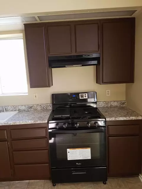 36926 Hampton Ct, Palmdale, CA 93552 photo 10