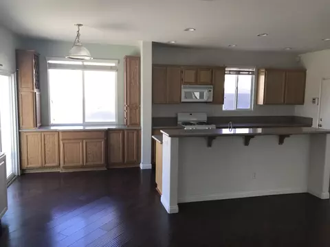 2024 Hart St, Lancaster, CA 93536 photo 7