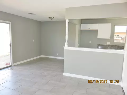45402 Raysack Ave, Lancaster, CA 93535 photo 7