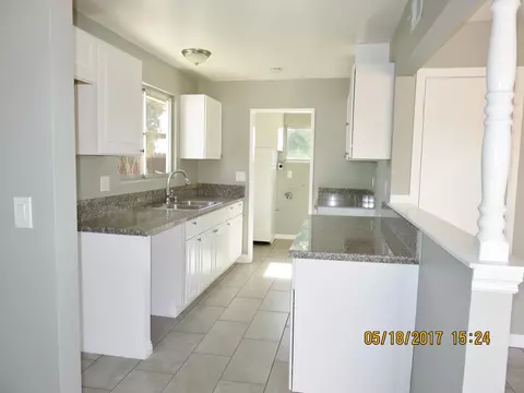 45402 Raysack Ave, Lancaster, CA 93535 photo 5
