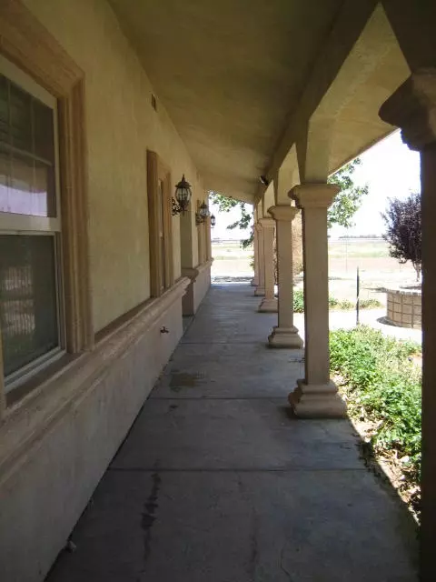 43051 37th St E, Lancaster, CA 93535 photo 6