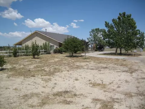 43051 37th St E, Lancaster, CA 93535 photo 7