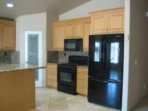 43051 37th St E, Lancaster, CA 93535 photo 19
