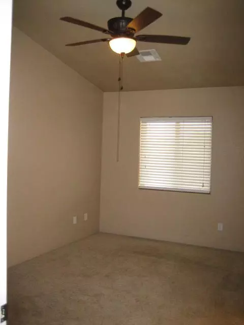 43051 37th St E, Lancaster, CA 93535 photo 29