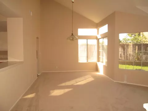 37166 Provence Pl, Palmdale, CA 93552 photo 8