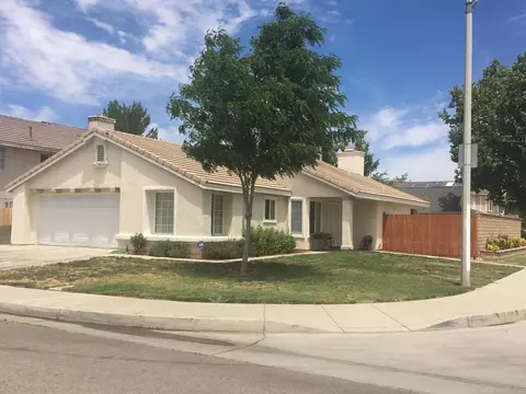 1621 Silvia Ave, Lancaster, CA 93535 photo 1