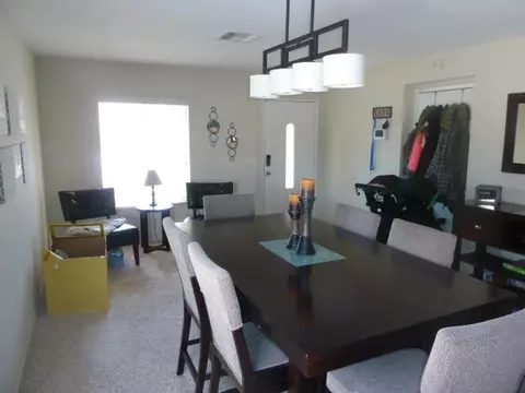 45130 Parkview Ln, Lancaster, CA 93535 photo 4