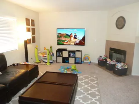 45130 Parkview Ln, Lancaster, CA 93535 photo 7