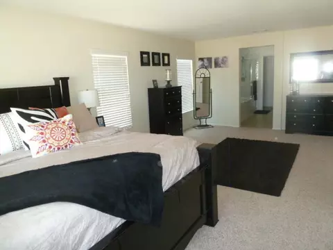 45130 Parkview Ln, Lancaster, CA 93535 photo 16