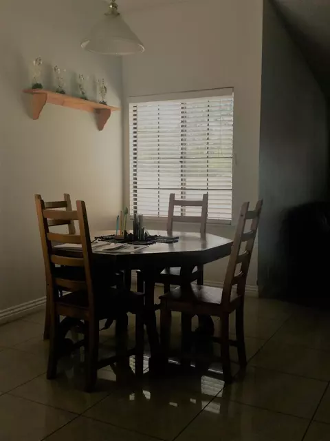 4518 Avenue R6 E, Palmdale, CA 93552 photo 3
