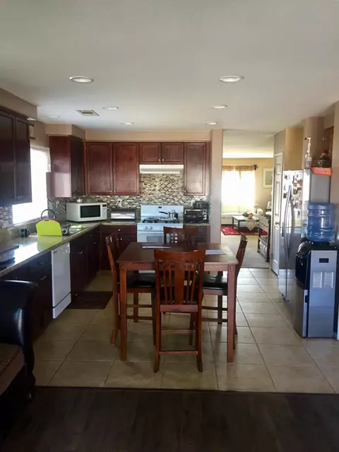45225 Sancroft Ave, Lancaster, CA 93535 photo 1
