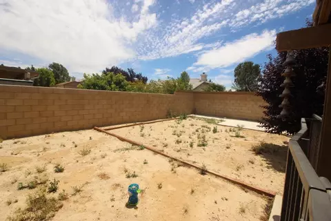1642 Regents St, Lancaster, CA 93534 photo 31