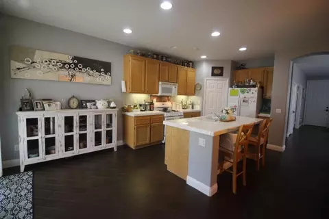 1642 Regents St, Lancaster, CA 93534 photo 11
