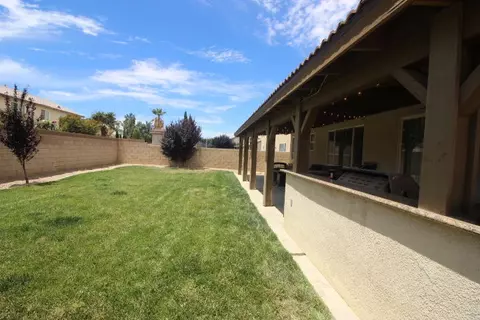 1642 Regents St, Lancaster, CA 93534 photo 32