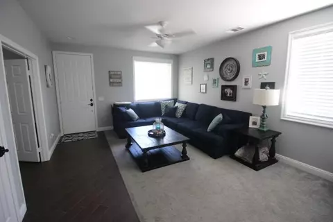 1642 Regents St, Lancaster, CA 93534 photo 4