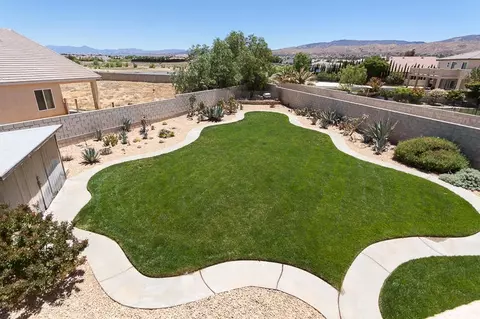 41819 Piazza Ct, Lancaster, CA 93536 photo 18