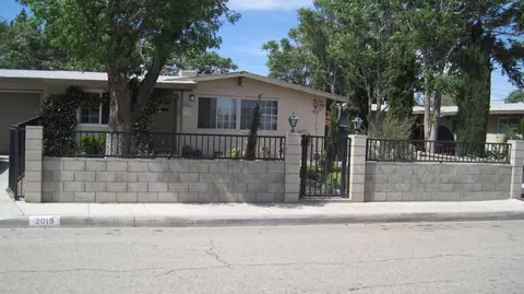 2019 Lumber St W, Lancaster, CA 93536 photo 1