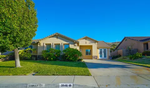 3946 Sunkist St, Palmdale, CA 93551 photo 3