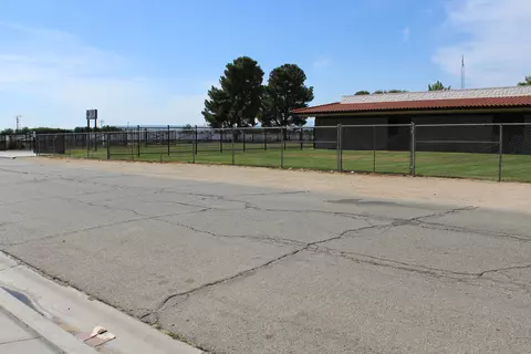 420 Kettering St E, Lancaster, CA 93535 photo 21