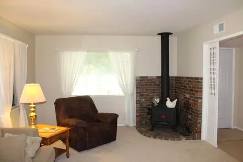 420 Kettering St E, Lancaster, CA 93535 photo 7