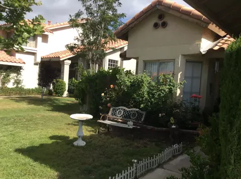 5735 Evergem Ave, Palmdale, CA 93552 photo 3