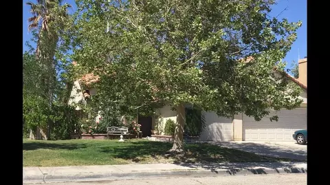 5735 Evergem Ave, Palmdale, CA 93552 photo 1