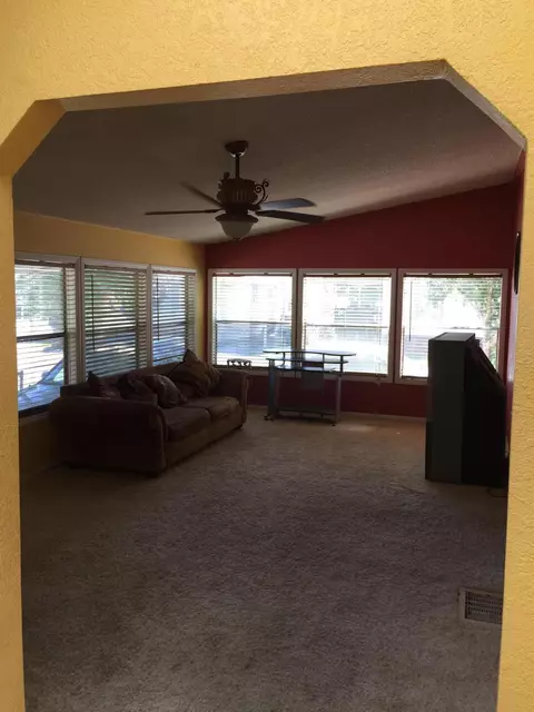 45111 25th St E # SP118, Lancaster, CA 93535 photo 2
