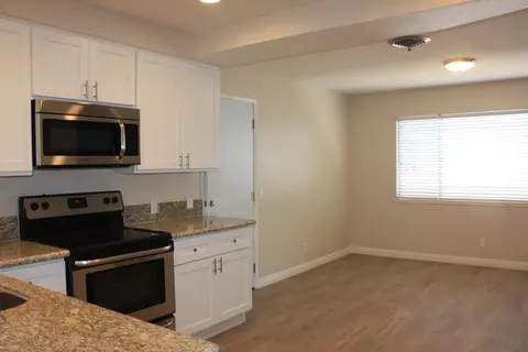 45123 Lorimer Ave, Lancaster, CA 93534 photo 4
