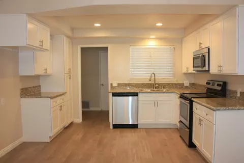 45123 Lorimer Ave, Lancaster, CA 93534 photo 5