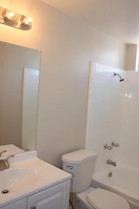 45123 Lorimer Ave, Lancaster, CA 93534 photo 14