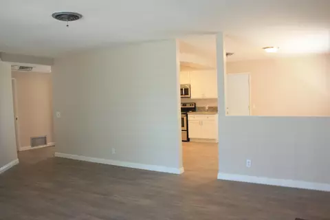 45123 Lorimer Ave, Lancaster, CA 93534 photo 7
