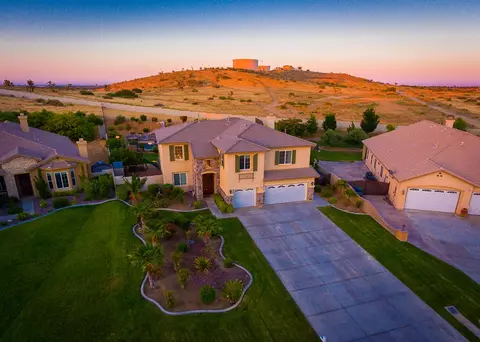 41908 Firenze St, Lancaster, CA 93536 photo 3