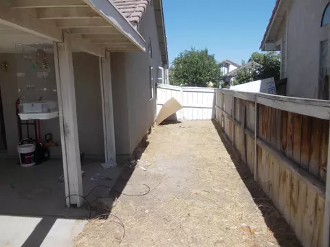 36947 Stratford Dr, Palmdale, CA 93552 photo 25