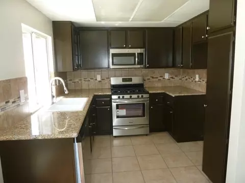 2632 Lumber St W, Lancaster, CA 93536 photo 3