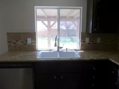 2632 Lumber St W, Lancaster, CA 93536 photo 4