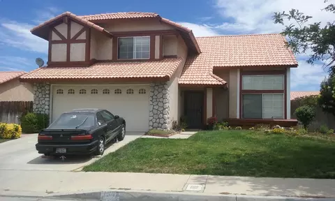 1307 Garnet Ave E, Palmdale, CA 93550 photo 1