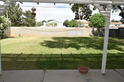 44550 Fenhold St, Lancaster, CA 93535 photo 11