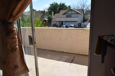 44550 Fenhold St, Lancaster, CA 93535 photo 9