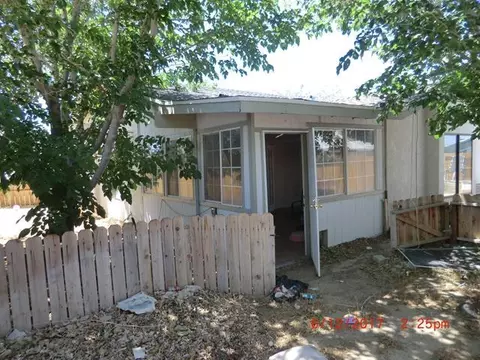 811 Walker Ln, Ridgecrest, CA 93555 photo 8